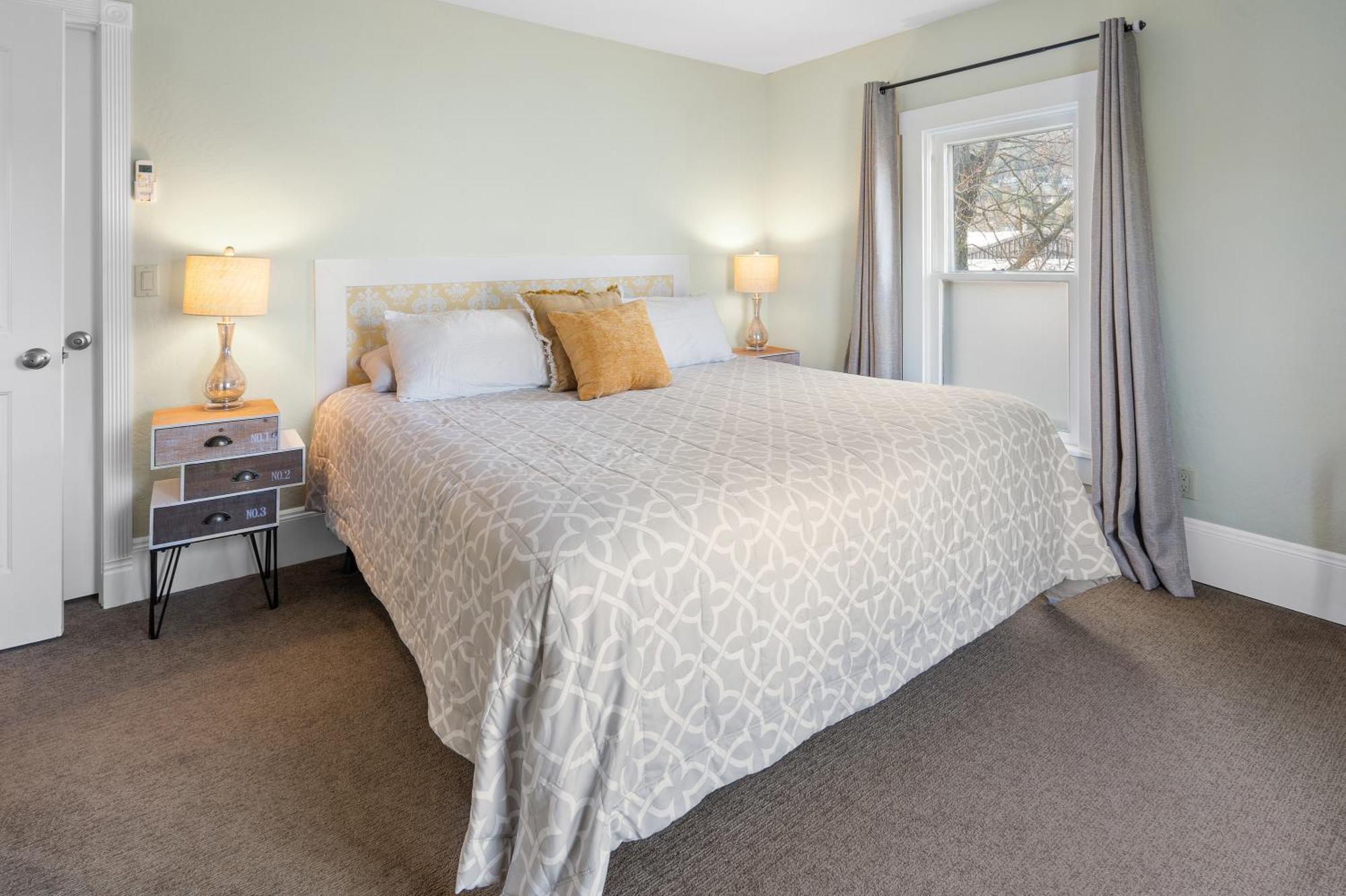Pioneer Vacation Rentals - Pioneer North Suite Downtown Ashland Exteriér fotografie